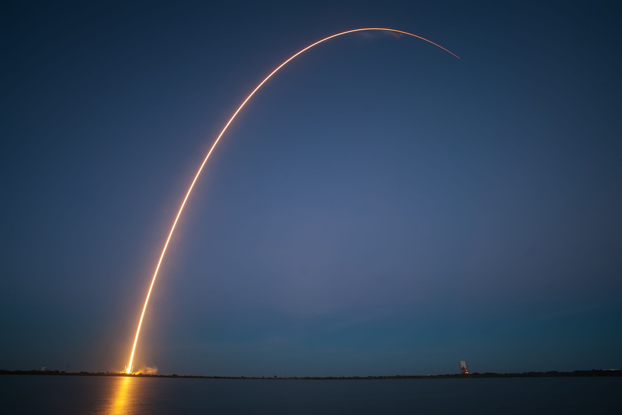 太空 火箭，spacex太空火箭